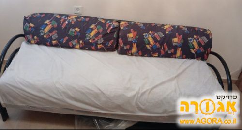 2 מיטות ( מיטת יחיד ומיטה וחצי)