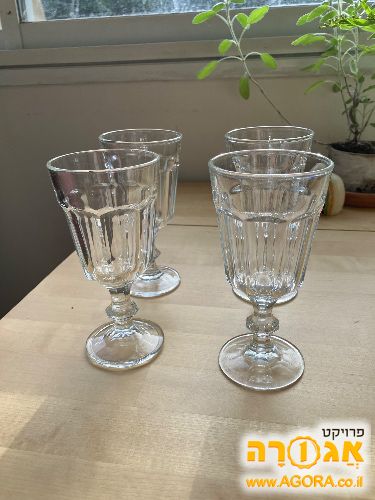 כוסות יין
