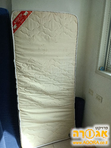 מזרן יחיד