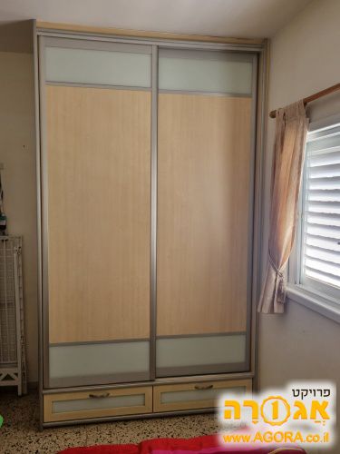 ארון בגדים