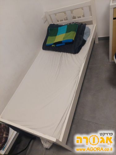 מיטת מעבר איקאה