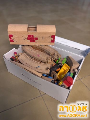 מסילת רכבת מעץ