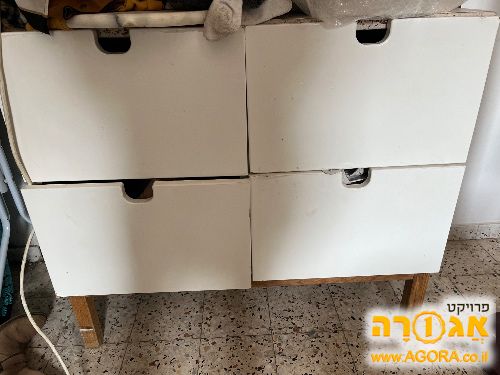 שידת מגירות