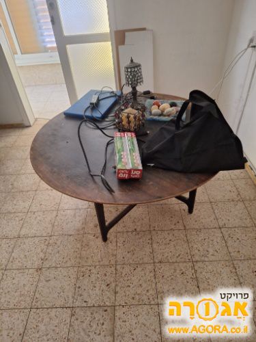 שולחן עגול לסלון או פינתי
