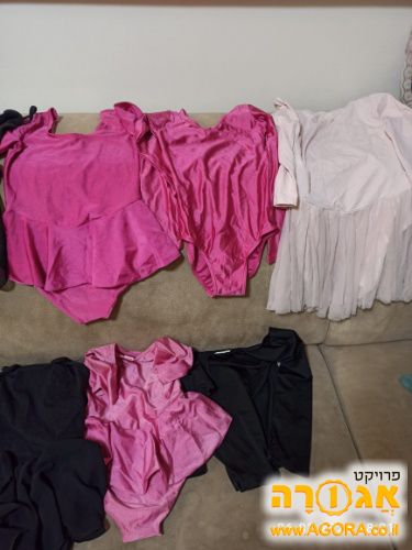 כ-12 בגדי בלט לבנות. לגילאים 10-4