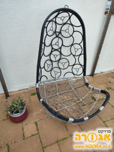 כסא של ערסל תליה