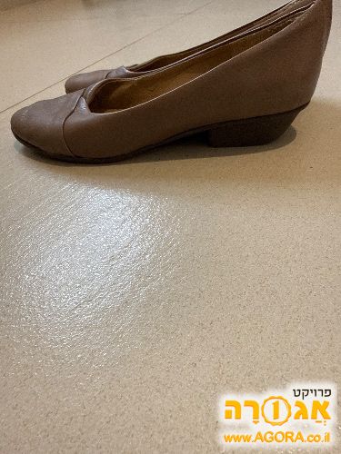 נעליים