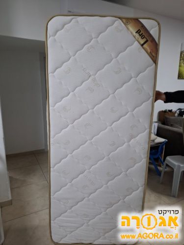 מזרון יחיד