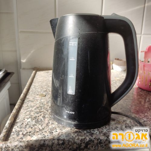 קומקום חשמלי