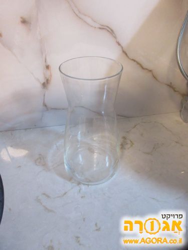 אגרטל מעוצב מזכוכית