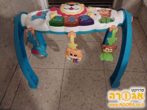 עריסה מפלסטיק לבנה