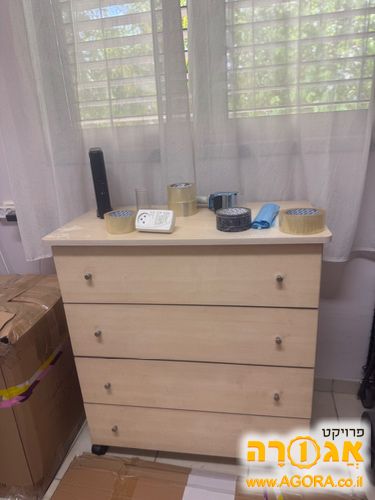 שידה/ שידת מגירות על גלגלים