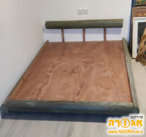 מיטה זוגית