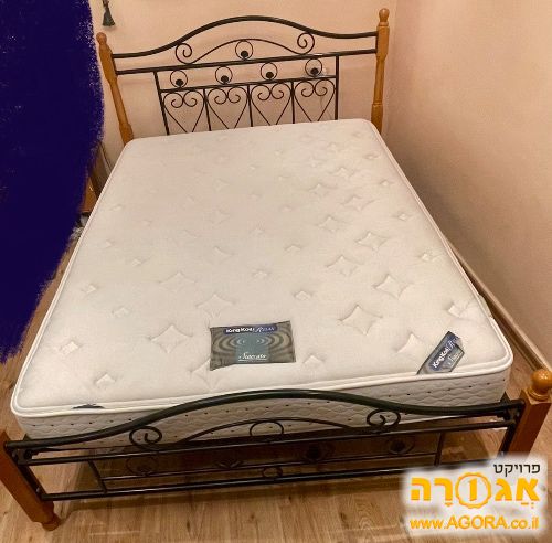 מיטה זוגית