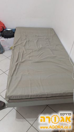 מיטת יחיד ומזרן