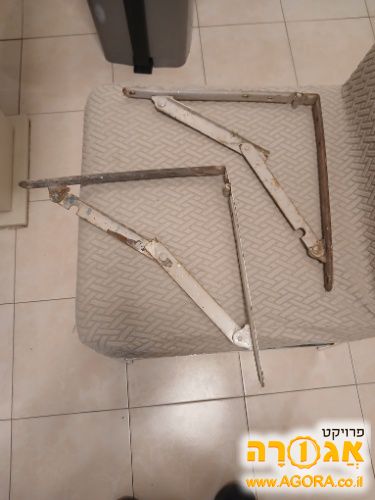 זויות מדף מתקפלות