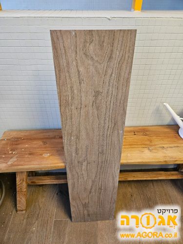 אריחים 25×100 סמ' דמוי פרקט 9 מטר רבוע