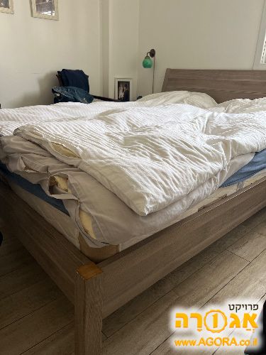 מיטה זוגית מאיקאה ללא מזרון