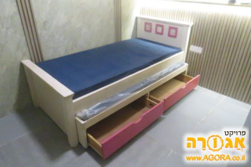 מיטה ילדים