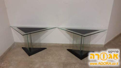 שולחנות צד מזכוכית