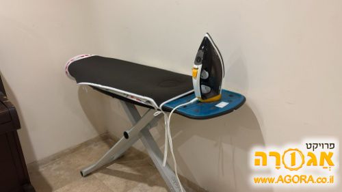 קרש גיהוץ ומגהץ