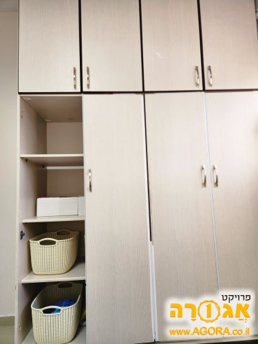 ארון קיר