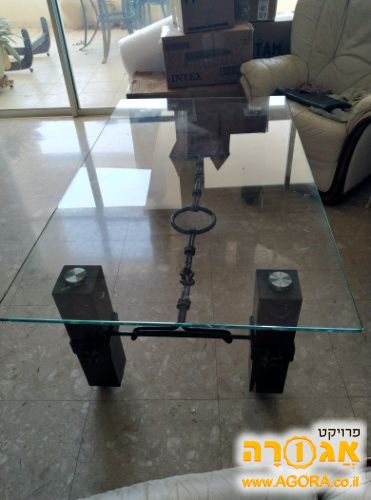שולחן