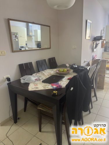 שולחן אוכל ו6 כיסאות