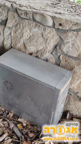 מחשב שולחני ישן