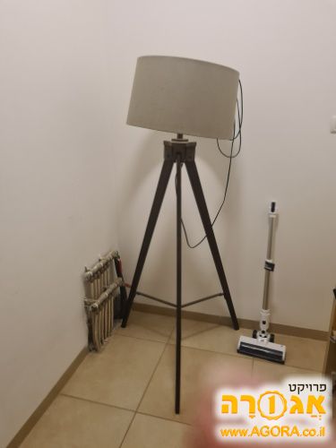 אהיל גדול לסלון