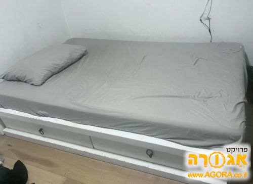 מיטה טחצי האוס אין עץ מלא