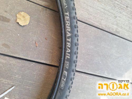 צמיג 700 /35 לאופנים כביש