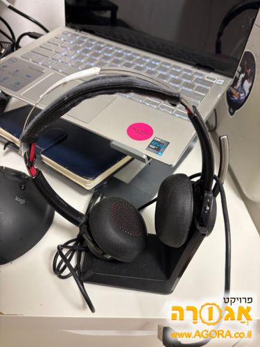 אוזניות אלחוטיות פלטרוניקס עם מעמד הטענה