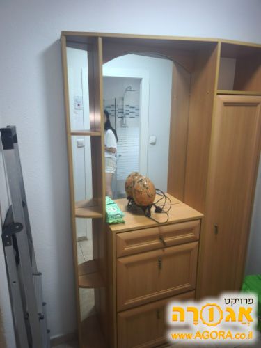 פינת איפור
