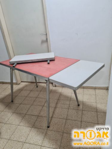 שולחן