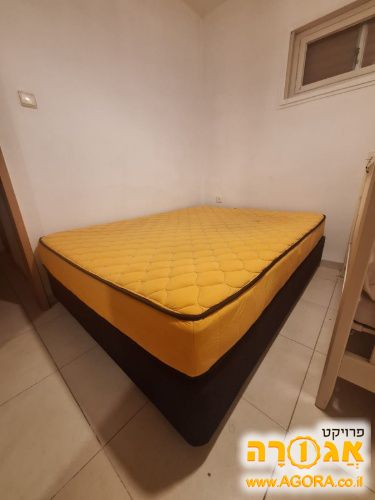 מזרון ובסיס מיטה, 140×190