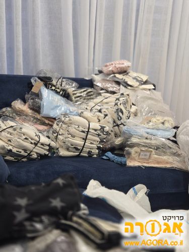 בגדים לילדות