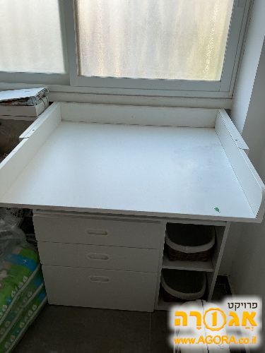 שידת החתלה