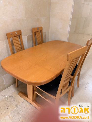 שולחן פינת אוכל