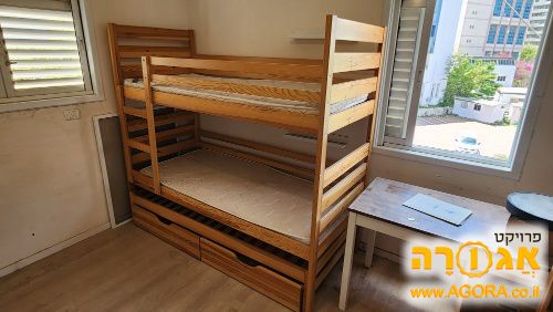 מיטת קןמותיים מעץ מלא