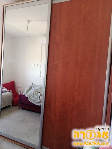 ארון הזזה גדול