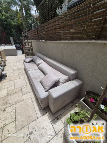 ספה גדולה לסלון
