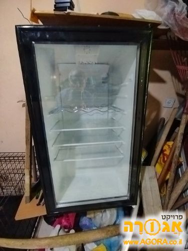מקרר משרדי קטן