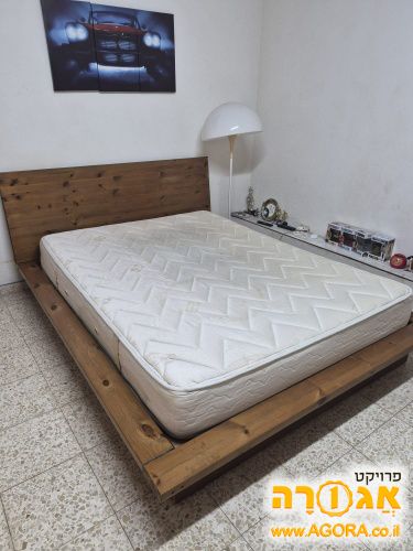 מיטה זוגית ומזרן