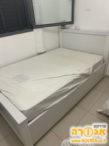 מיטה וחצי