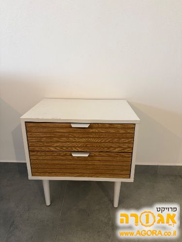 שידת לילה
