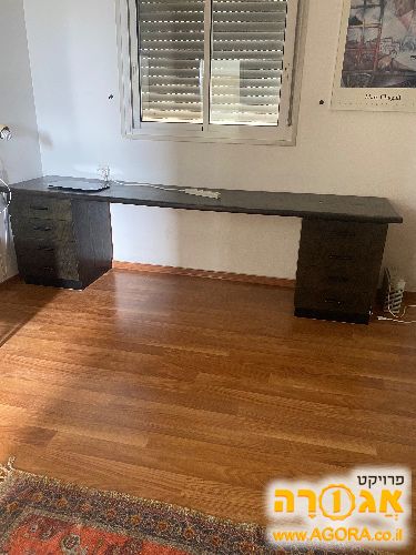 שולחן עבודה ענק מעץ מלא