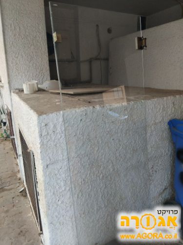 זכוכית למקלחת