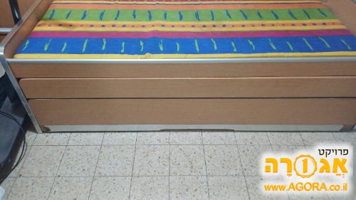 מיטה משולשת