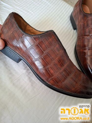 נעלים